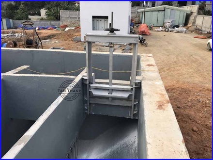 Van cửa phai Penstock là gì và ưu nhược điểm cần nắm