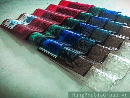Tôn lấy sáng 33 sóng mini Polycarbonat
